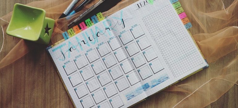 Planner for planning on how to save time while packing.