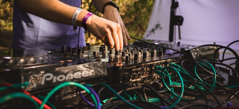 DJ equipment 