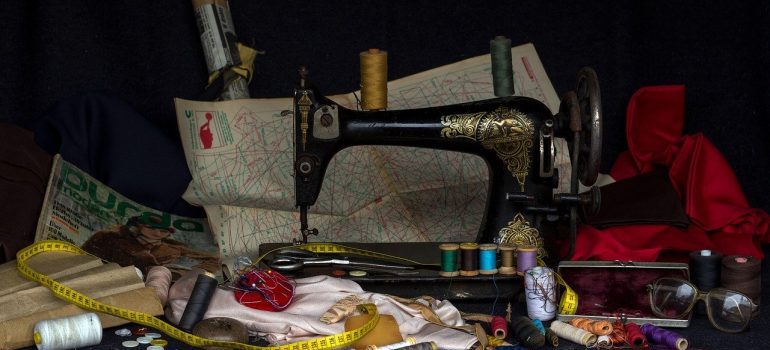 Sewing tools 