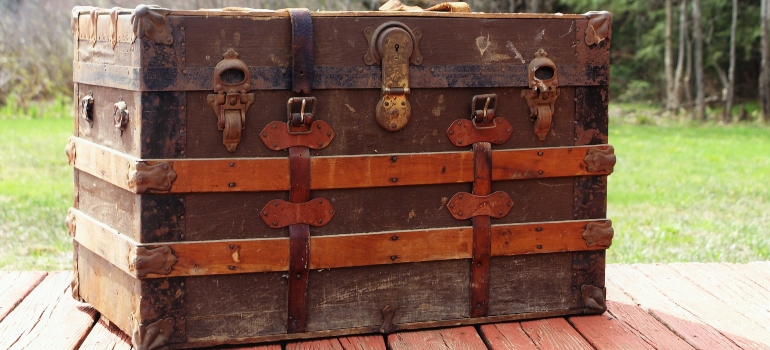 a chest on a table, representing one of the benefits of self-storage for hotel owners