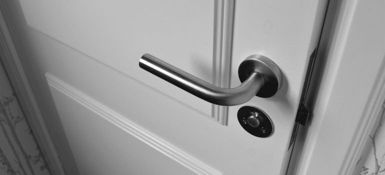 white door 