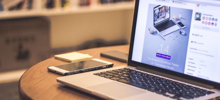 Laptop with a search for starting an online retail business in Seattle