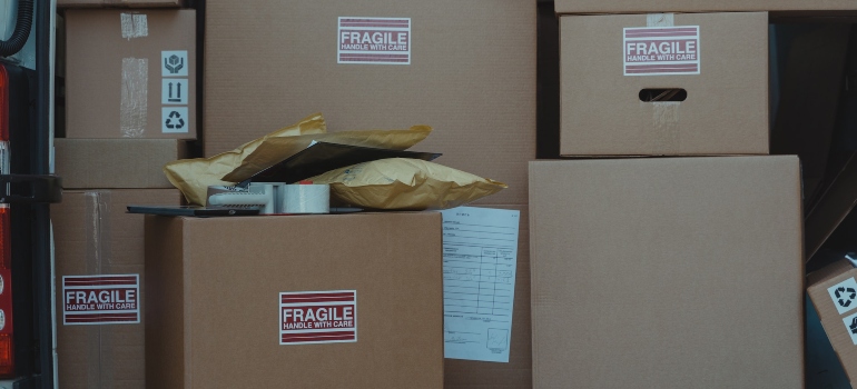 labeled moving boxes