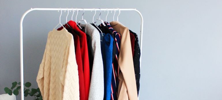 Clothing rack