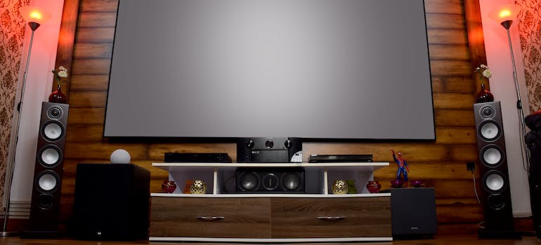 One of basement home theater ideas for projection screen and equipment